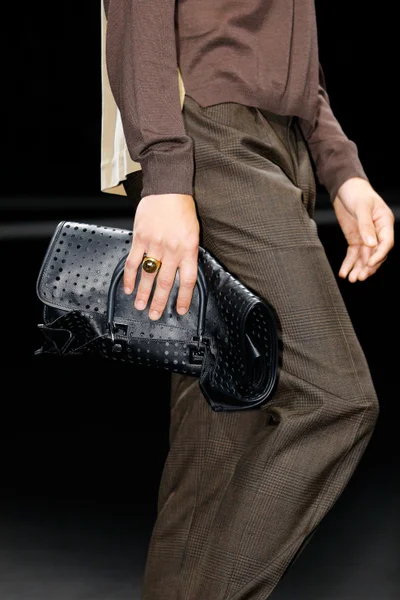 Look 4